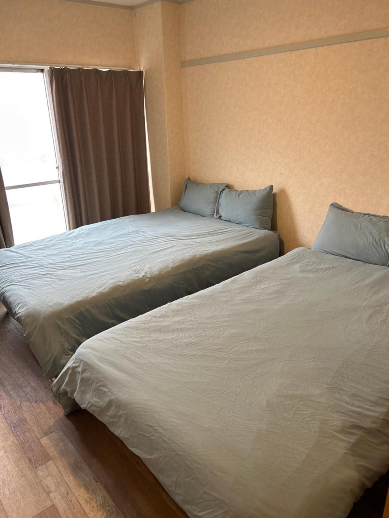 Two Devided With Two Large Beds Close To Nipponbashi 公寓